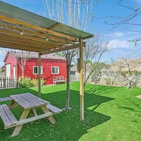 Beautiful Oasis With Rv Or Boat Parking Villa Henderson Exterior photo