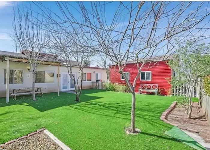 Beautiful Oasis With Rv Or Boat Parking